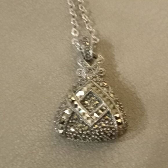 Markasite and sterling silver handbag/ purse  with 18" chain. Judith Jack design - Picture 1 of 3